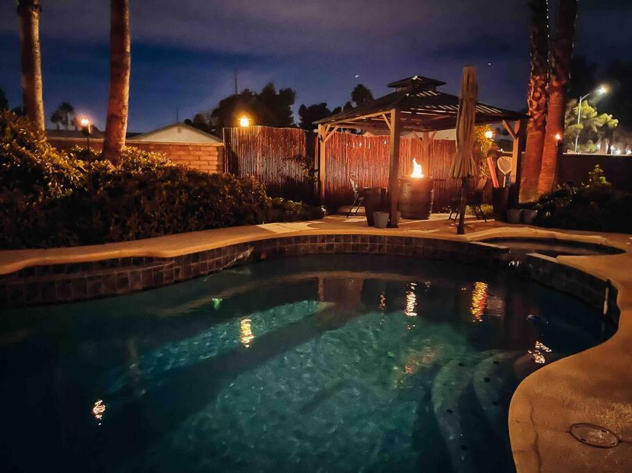 *Entertainment Villa* 5Min To Strip Optional Heated Pool Jacuzzi! Las Vegas Kültér fotó